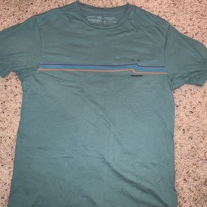 green patagonia t shirt
